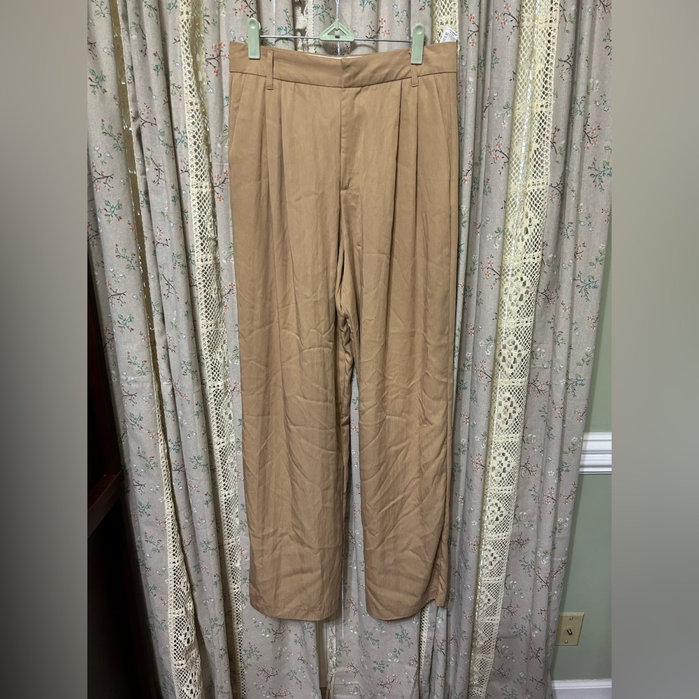 2/$28 ZARA High Waist Pleated‎ Wide Leg Trousers in Tan – Size M
